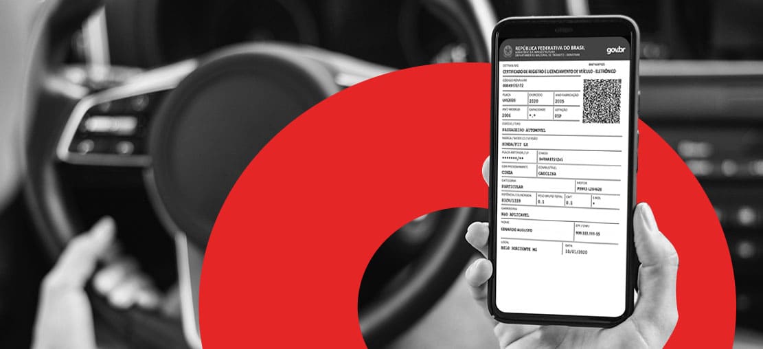 Capa mostra um celular em mãos para a emissão do e-licenciamento | DOK Despachante