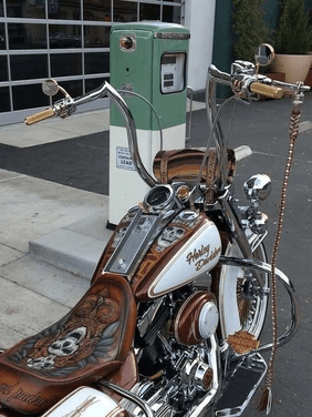 Trança chicana em moto customizada - DOK Despachante