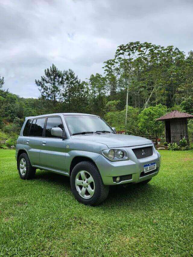 Foto de Mitsubishi terceira geração Pajero 4x4 | DOK